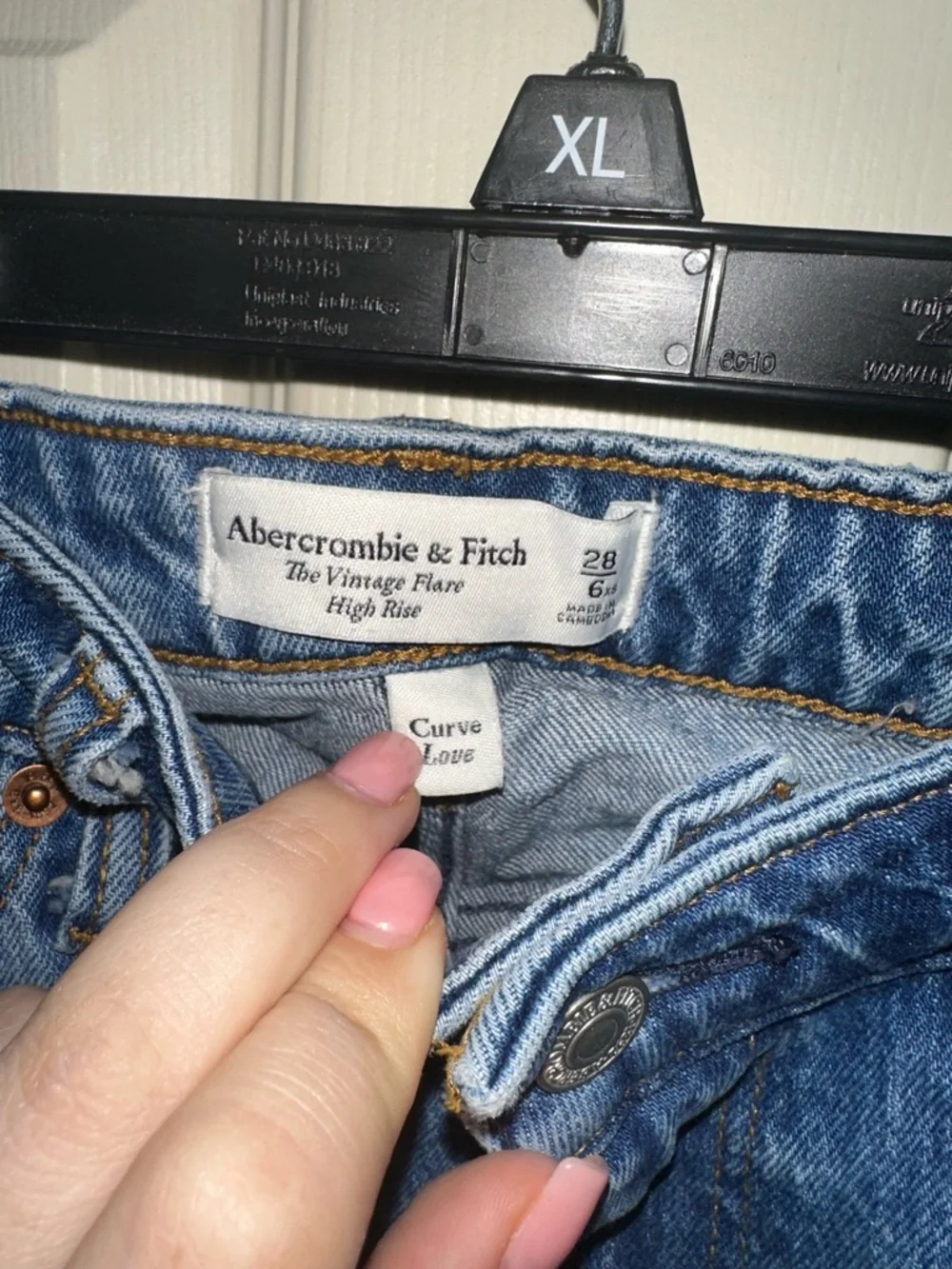 Abercrombie & Fitch The Vintage flare High rise curve love Denim Jeans 28 6